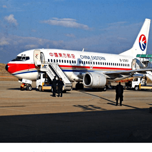 遵义新舟机场托运航空快运业稳步发展的原因是什么？